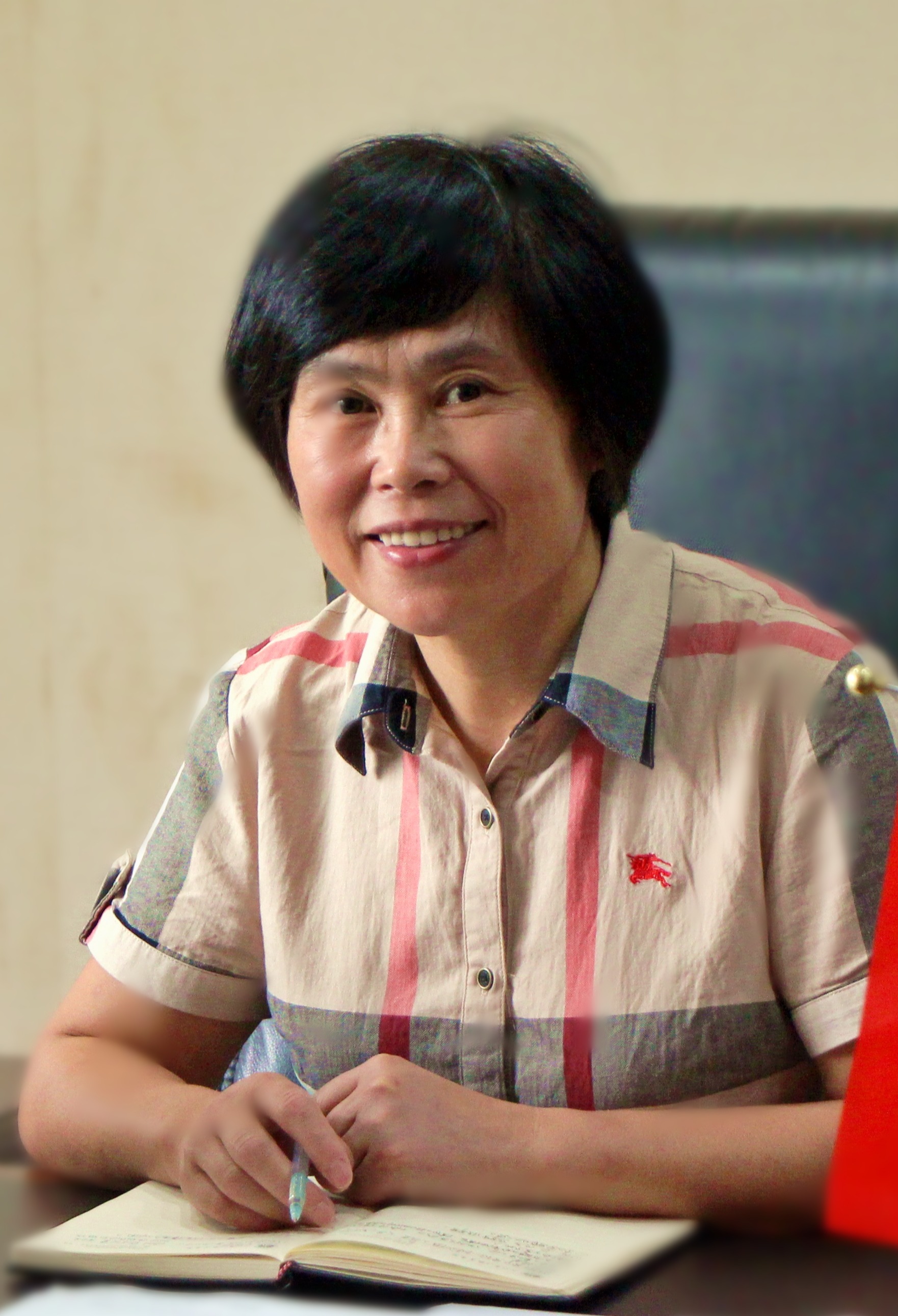 學校理事：李愛冬